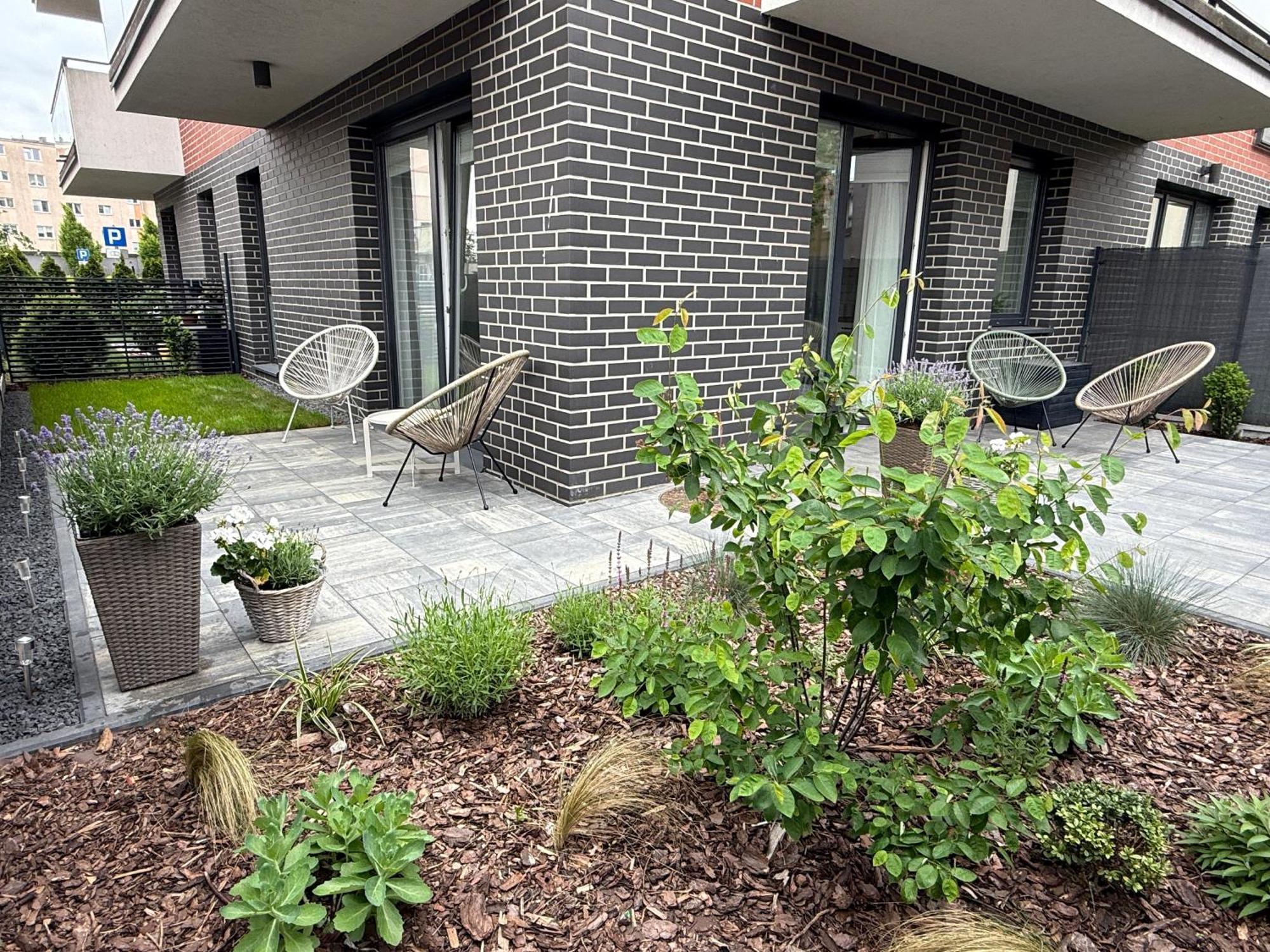 Garden Old Town Apartment